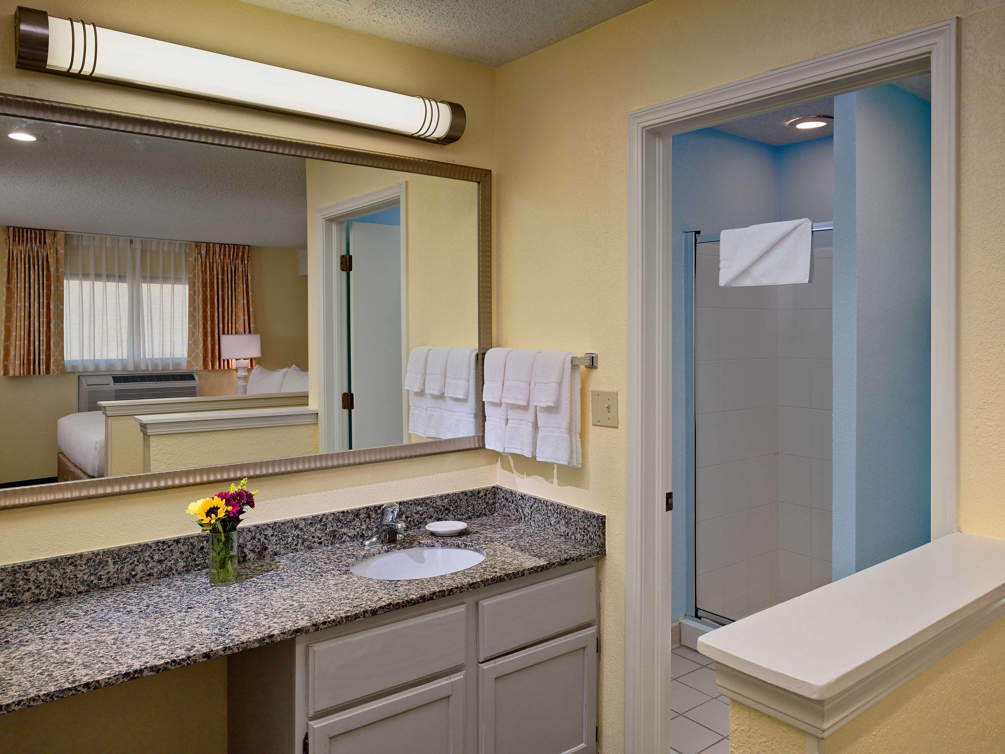Sonesta Simply Suites Memphis East Poplar Pike Eksteriør bilde