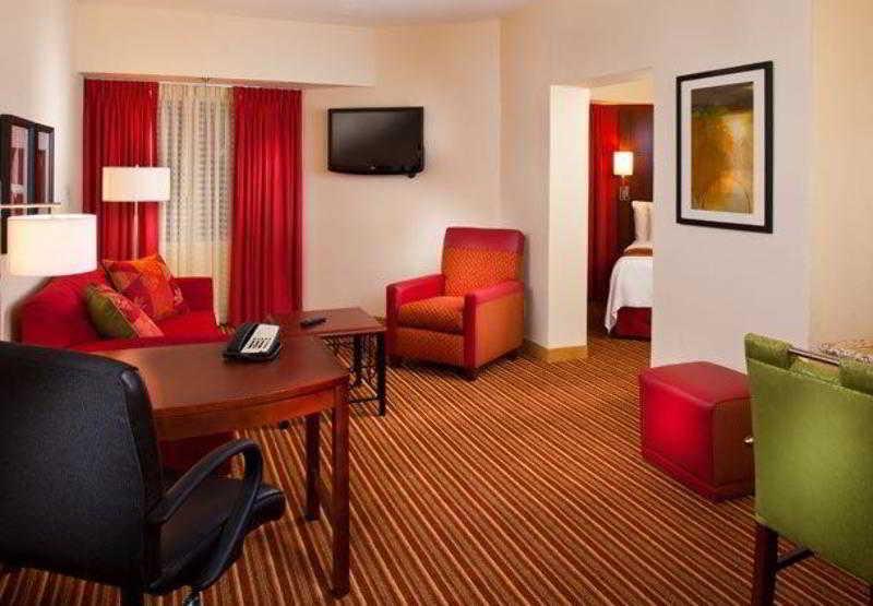 Sonesta Simply Suites Memphis East Poplar Pike Eksteriør bilde