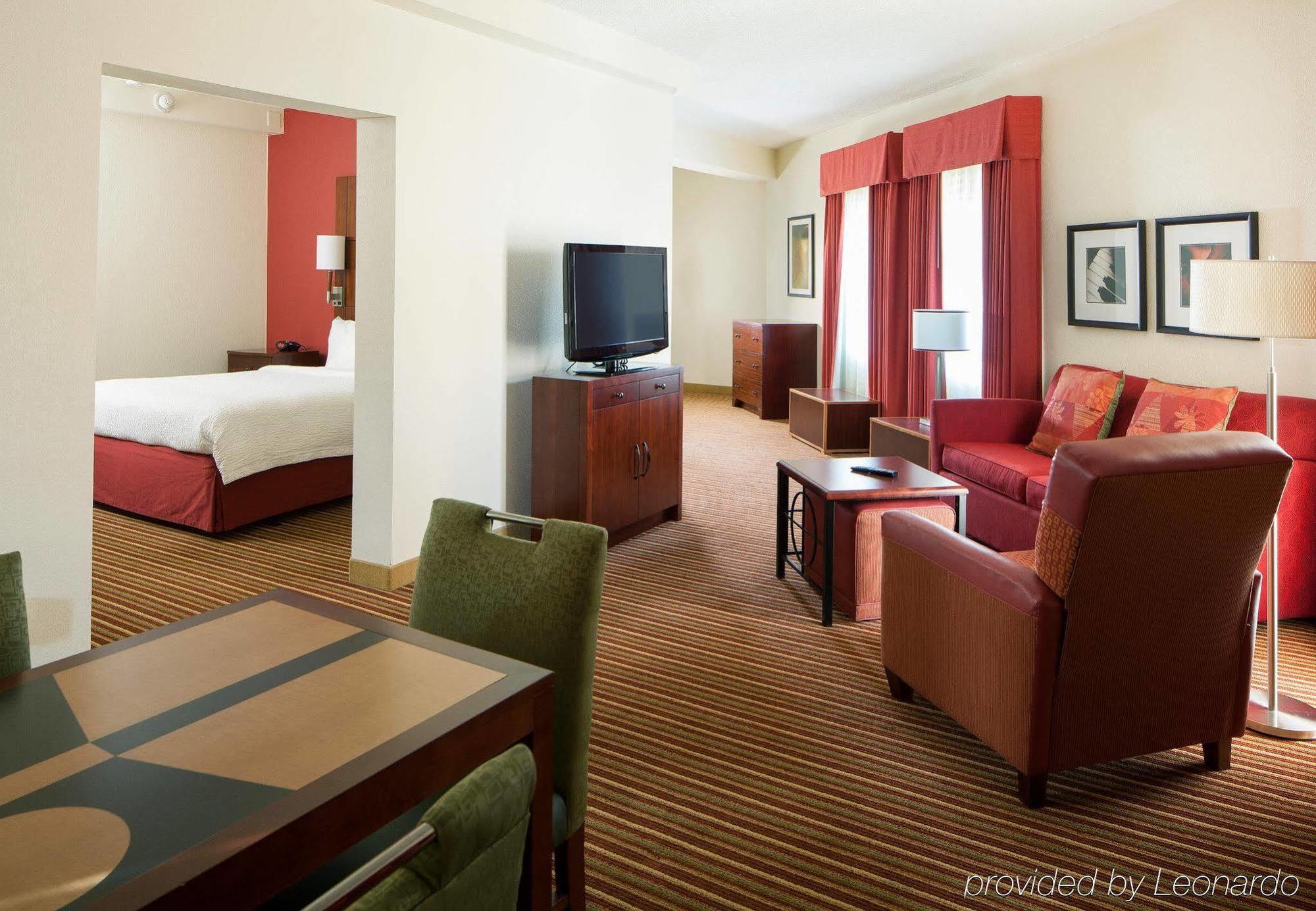 Sonesta Simply Suites Memphis East Poplar Pike Eksteriør bilde