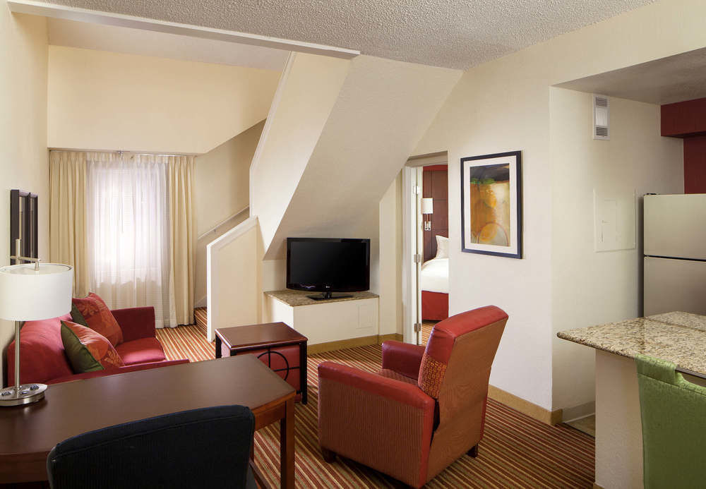 Sonesta Simply Suites Memphis East Poplar Pike Eksteriør bilde