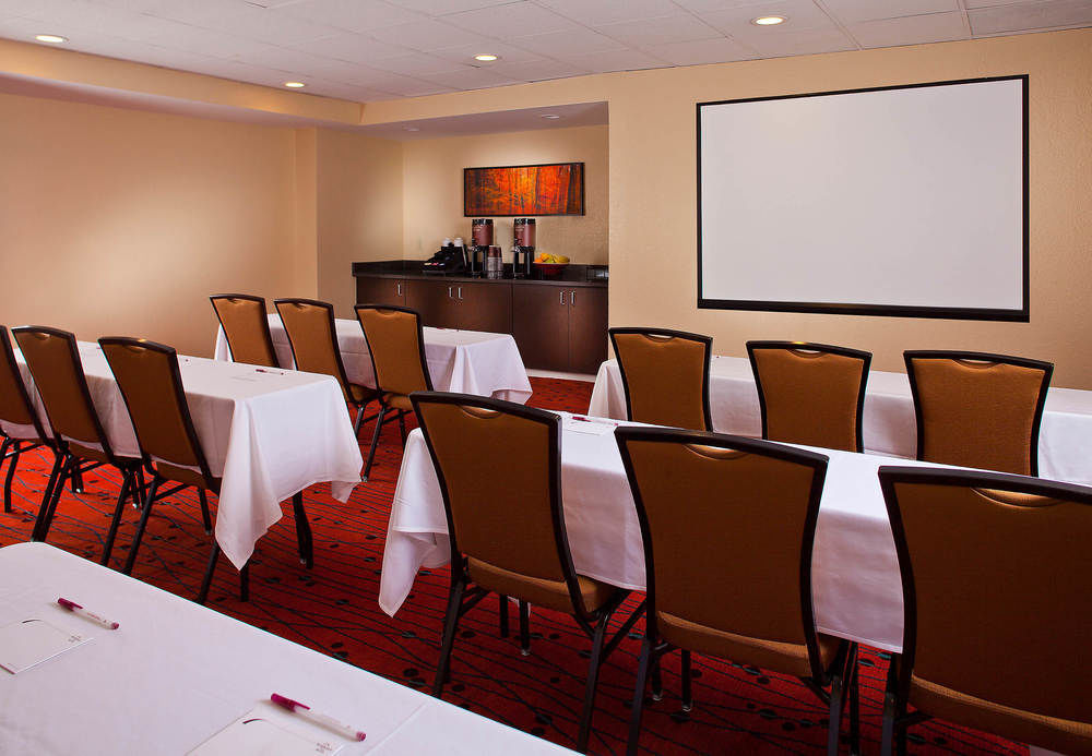 Sonesta Simply Suites Memphis East Poplar Pike Eksteriør bilde
